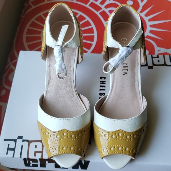 NIB - Brand new Mustard & Bone Godiva pump - Picture 6 of 11